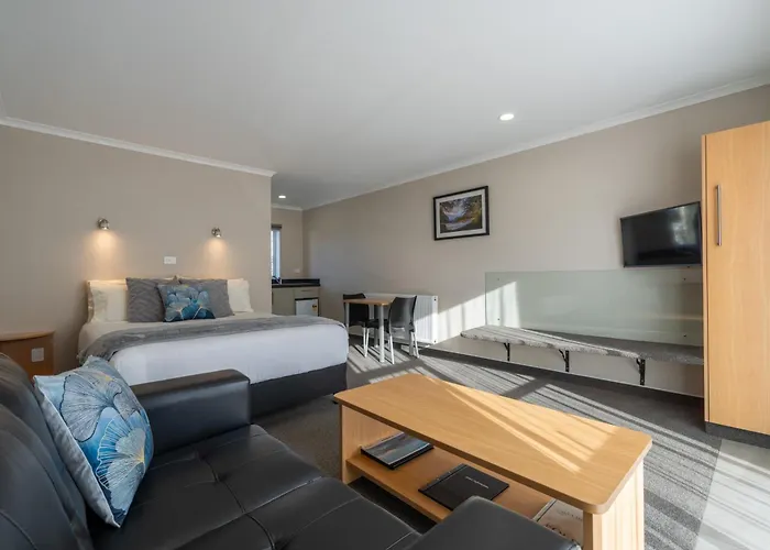 Parklands Motel