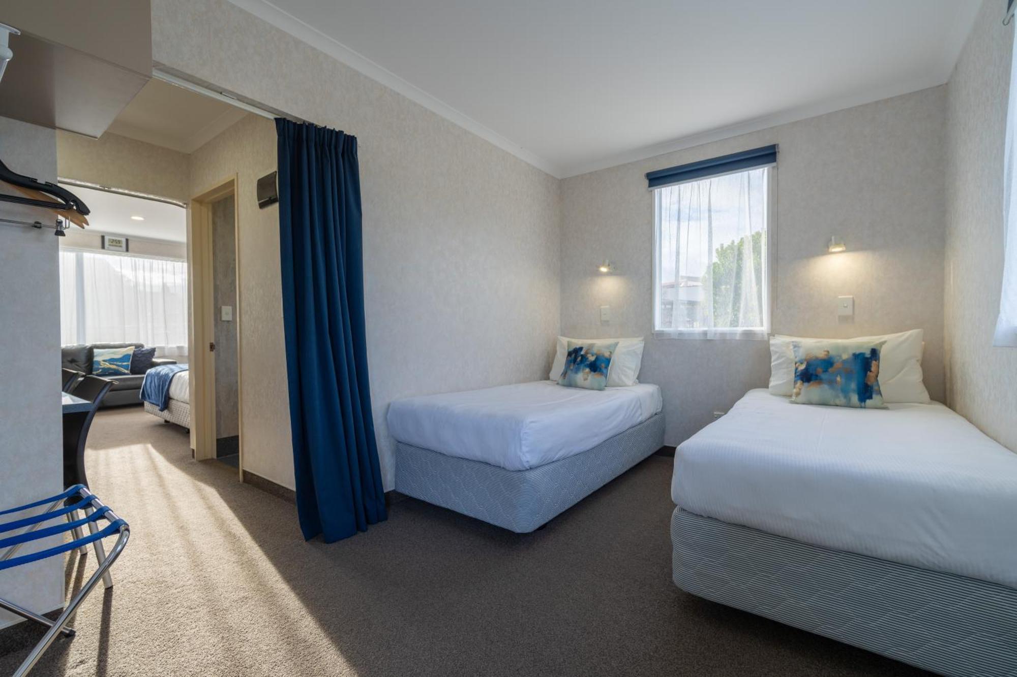 Parklands Motel 3*
